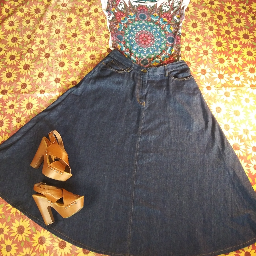 Isaac Mizrahi maxi denim jean skirt